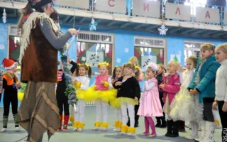 Юные гимнастки устроили новогодний праздник красоты и грации