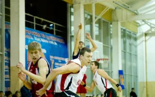 В Чемпионате Украины по баскетболу севастопольский клуб «Муссон» разгромили команду харьковчан