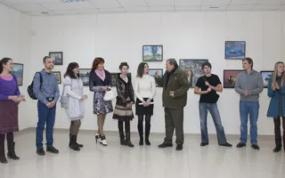 В галерее «Южный Эрмитаж» открылась новогодняя выставка картин молодых художников «Новогоднее настроение»