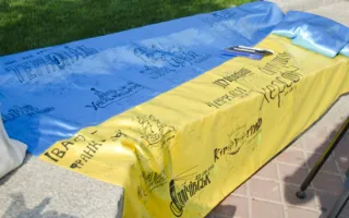 Севастопольские болельщики пожелали украинским биатлонистам быстро бежать и метко стрелять
