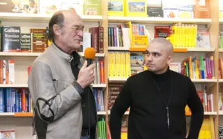 В «Атриуме» открылась выставка спонтанной живописи американского художника и музыканта Джейка Белла