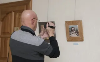 В Севастополе открылась выставка керамической живописи