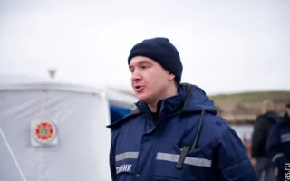 Севастопольцы традиционно искупались в водах Чёрного моря на Херсонесе на Крещение Господне
