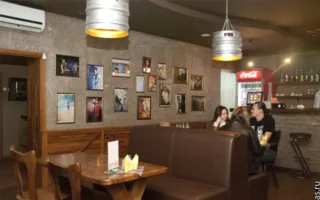 В арт-пабе «Top Beer» открылась фотовыставка севастопольских fashion-фотографов