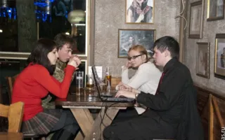 В арт-пабе «Top Beer» открылась фотовыставка севастопольских fashion-фотографов