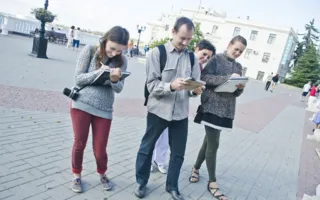 Севастопольские художники устроили акцию «Выход» в центре города