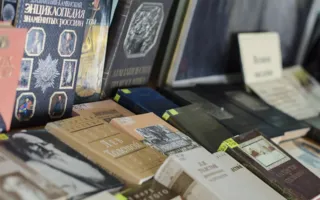 Раритетные издания произведений Льва Толстого выставлены в севастопольской библиотеке