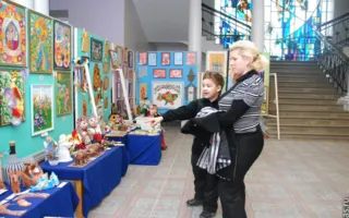 Разнообразие творческих направлений показали юные авторы на выставке, посвящённой Дню Соборности Украины