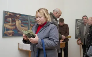 В Севастополе открылась персональная выставка картин абстракциониста Геннадия Якшина