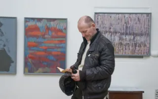 В Севастополе открылась персональная выставка картин абстракциониста Геннадия Якшина