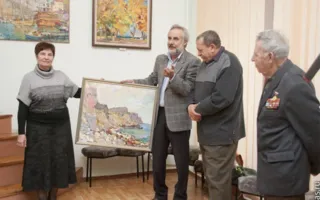 В Севастополе открылась персональная выставка представителя крымской школы живописи Николая Карпова