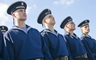 Три тысячи школьников Севастополя принесли клятву верности городу
