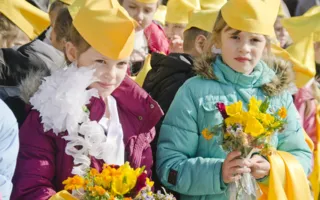 Три тысячи школьников Севастополя принесли клятву верности городу