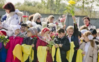 Три тысячи школьников Севастополя принесли клятву верности городу