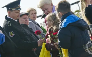 Три тысячи школьников Севастополя принесли клятву верности городу