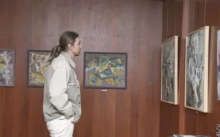 В Севастополе открылась выставка абстрактной живописи «Абстракция & Абстракция»