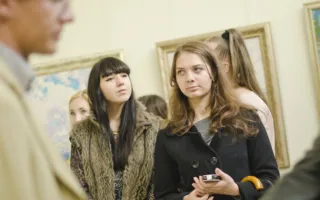 Живописные путешествия Алексея Чеботару на его персональной выставке в Севастополе 