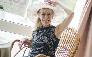 Художница Лора Матковская представила в Севастополе свою необычную живопись