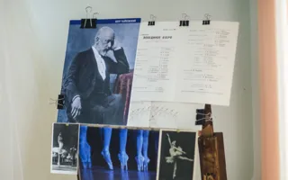 Художница Лора Матковская представила в Севастополе свою необычную живопись