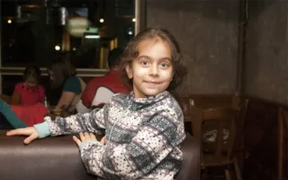 Фотографии влюбленных пар представлены на выставке ко дню Святого Валентина в арт-пабе «Top Beer»