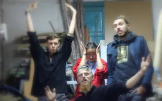 Трое энтузиастов собираются проплыть 240 км на каяках вдоль крымского побережья