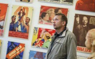 В Севастополе представлена выставка советского агитационного плаката