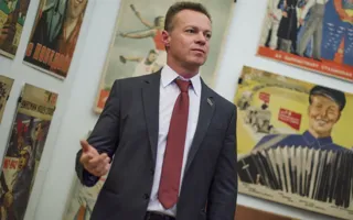 В Севастополе представлена выставка советского агитационного плаката