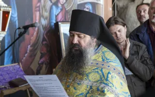 Возвращение святыни в память храма «Всех скорбящих Радость», выкупленных на западном аукционе