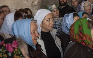 Возвращение святыни в память храма «Всех скорбящих Радость», выкупленных на западном аукционе