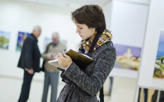 Выставка по итогам пленэра «Аквамарин IV» показала крымские красоты глазами украинских художников
