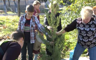 В сквере имени Ивана Голубца появилась своя Аллея Славы