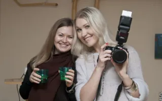 Выставка современного искусства в пропорции шесть абстракций Коваленко к семи графическим образам Грезиной