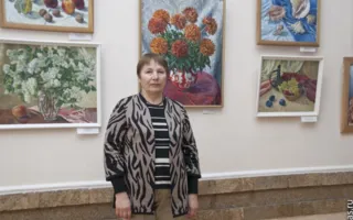 Весеннее настроение на персональной выставке картин Людмилы Люлько