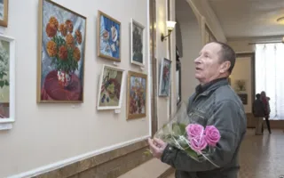 Весеннее настроение на персональной выставке картин Людмилы Люлько
