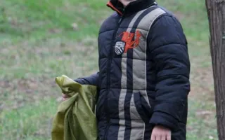 Уборкой на Братском кладбище севастопольцы почтили память погибших воинов