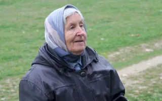 Уборкой на Братском кладбище севастопольцы почтили память погибших воинов