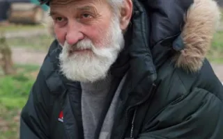 Уборкой на Братском кладбище севастопольцы почтили память погибших воинов