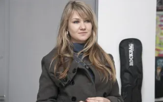 Бессознательная живопись американского художника Джейка Белла на его персональной выставке