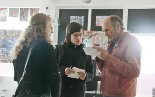 Бессознательная живопись американского художника Джейка Белла на его персональной выставке