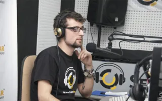 Бессознательная живопись американского художника Джейка Белла на его персональной выставке