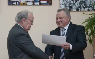 Юбилейная выставка картин в выставочном зале Севастопольского филиала Российского экономического университета имени Г.В. Плеханова