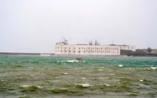 В Севастополе — «штормовое»!