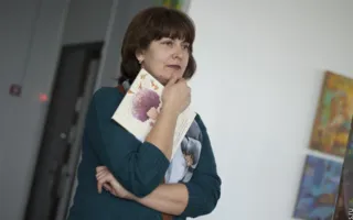 «Мандариновое настроение» от Наны Деменковой на её персональной выставке