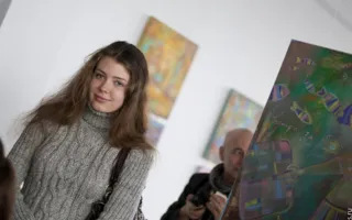 «Мандариновое настроение» от Наны Деменковой на её персональной выставке