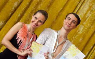 В Севастополе состоялся традиционный фестиваль бального танца «Весенний бал-2013»