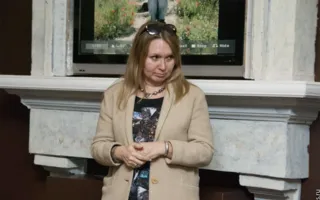 Камерная живопись на персональной выставке ялтинского художника Даниила Волкова в Севастополе