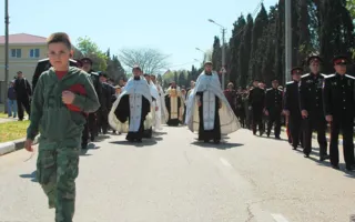 В Севастополе в Херсонесе встретили самый большой на Украине колокол