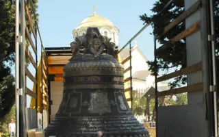 В Севастополе в Херсонесе встретили самый большой на Украине колокол