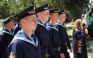 В Севастополе в Херсонесе встретили самый большой на Украине колокол