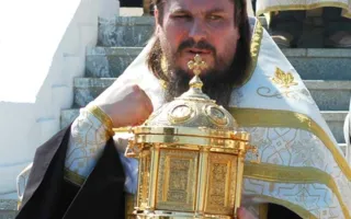 В Севастополе в Херсонесе встретили самый большой на Украине колокол